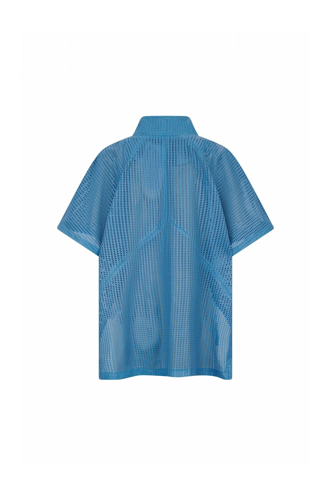 cape en cuir perforé