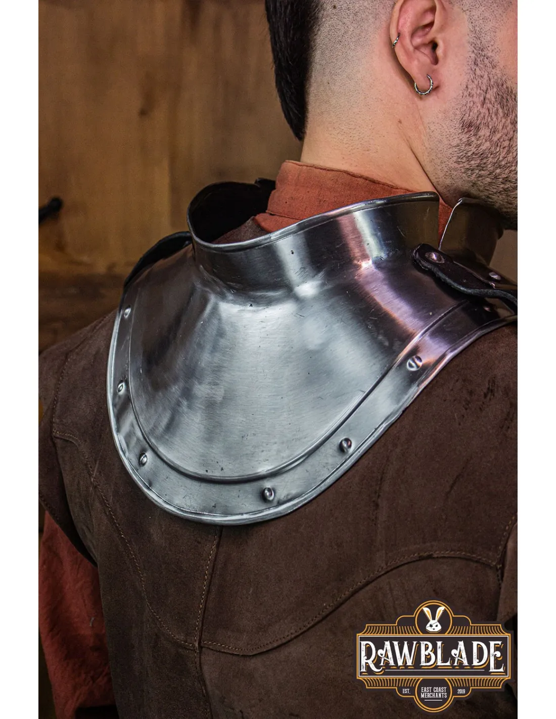 Château à gorget médiéval en acier ⚔️ Boutique Épées