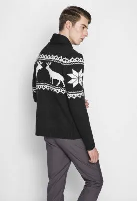 Men's Winter Deer Pattern Knit Vest.