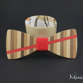 Noeud papillon en bois rouge effet rayé