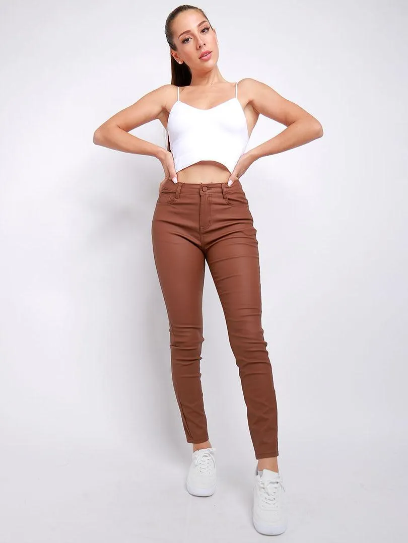 Pantalon en simili cuir
