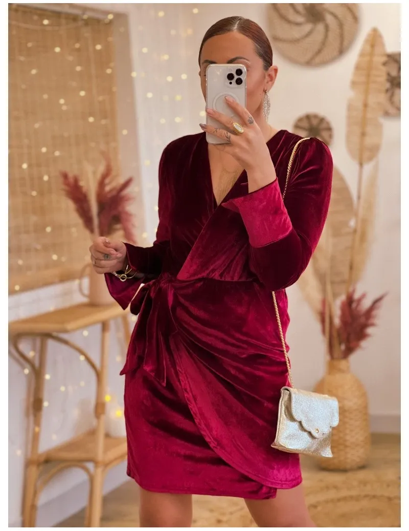 Short Velvet Burgundy Dress- Marie-Claude | MONLOOK.